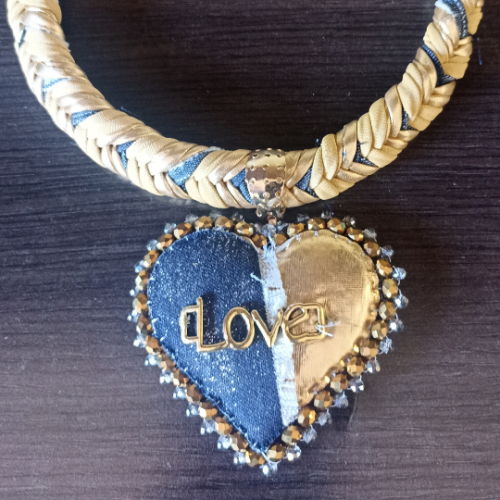 Collares